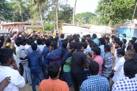 Jawaan Movie Team at Maddi Anjaneya Swamy Temple